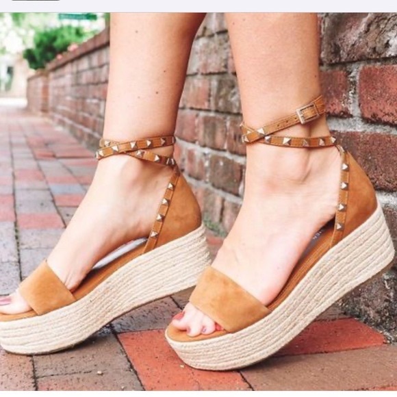 Marc Fisher Jazlyn Sandals - Picture 1 of 7